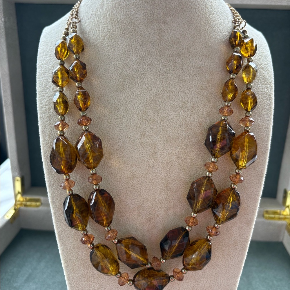 Elegant Amber Beaded Necklace